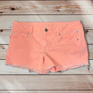 American Eagle distressed denim shorts 14